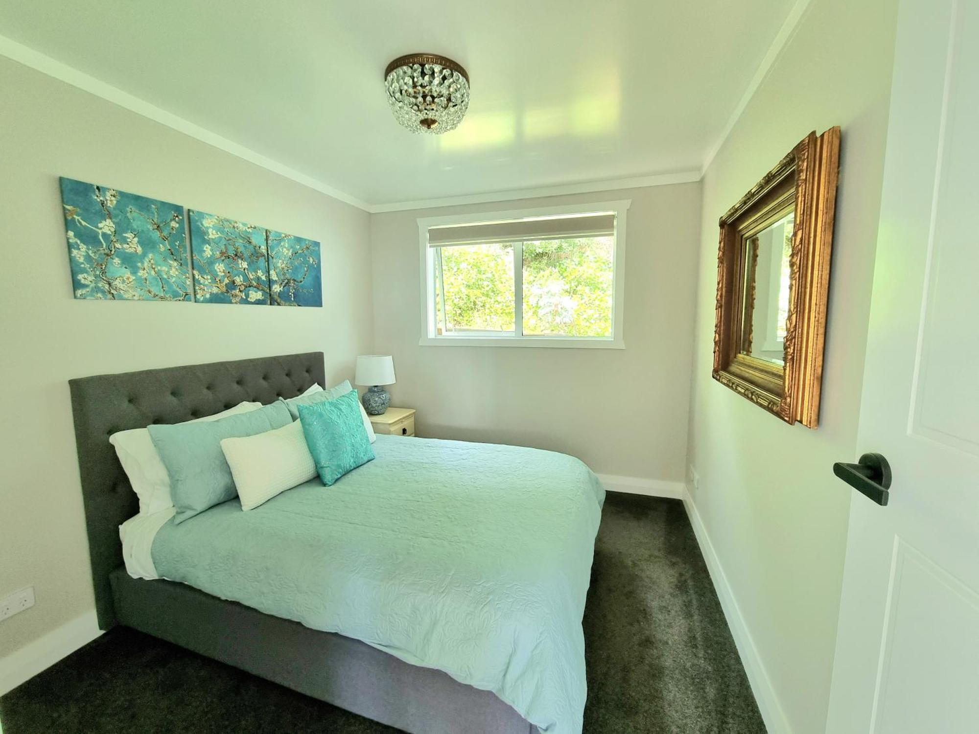 Red Rock Cottage, Beachfront Luxury Clarks Beach Bagian luar foto